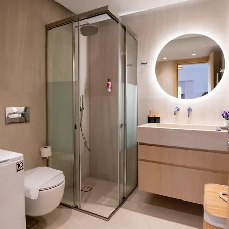 Premium Seaview With Jacuzzi & Private Parking