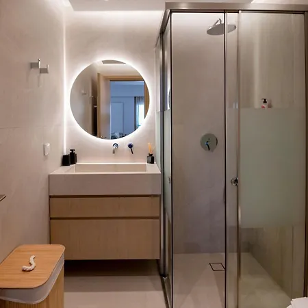 Premium Seaview With Jacuzzi & Private Parking דירה *