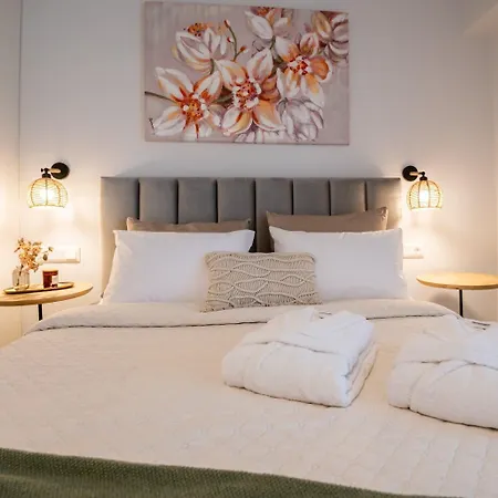 Premium Seaview With Jacuzzi & Private Parking *