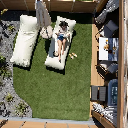 Premium Seaview With Jacuzzi & Private Parking העיירה רתימנו