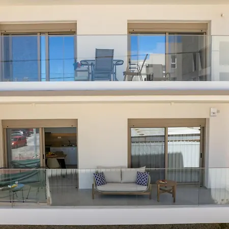 Premium Seaview With Jacuzzi & Private Parking דירה *