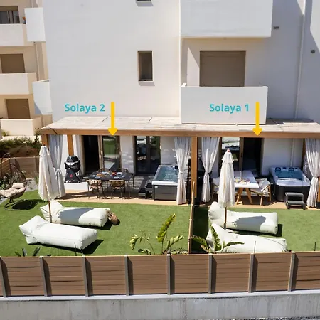 Premium Seaview With Jacuzzi & Private Parking העיירה רתימנו
